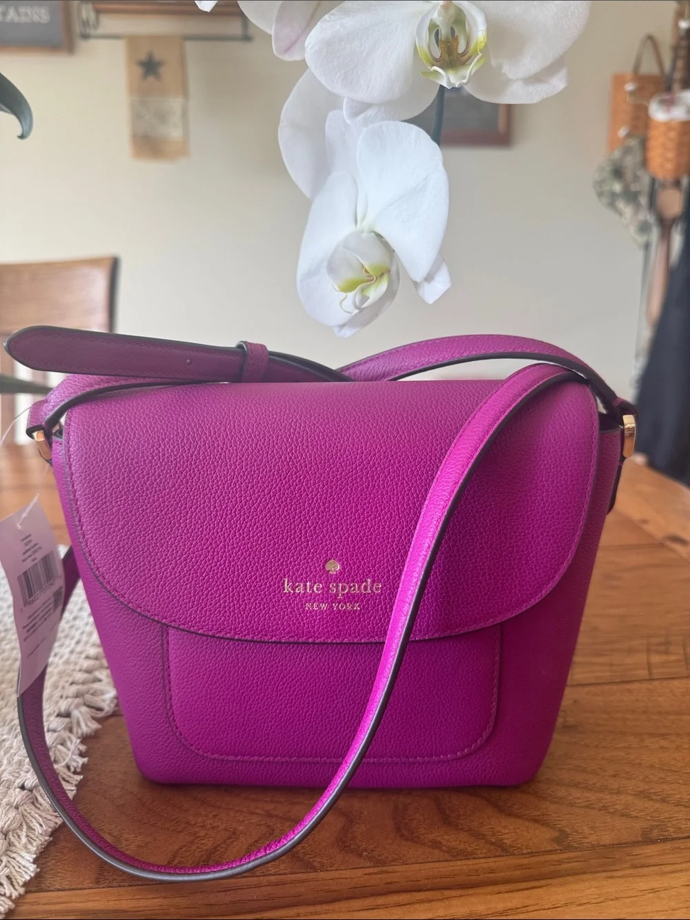 Kate Spade ♠️ vibrant fuchsia leather crossbody bag